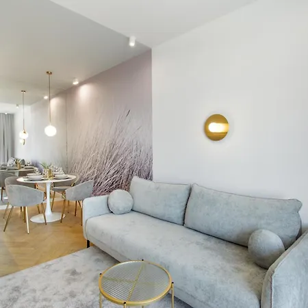 Apartman Grey A Z Basenem Letnim By Holiday&sun Sianozety