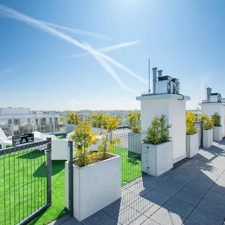 Apartman Grey A Z Basenem Letnim By Holiday&sun